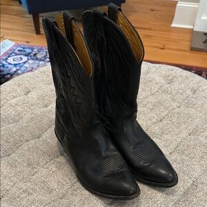 Nocona cowboy boots size 8.5 2E